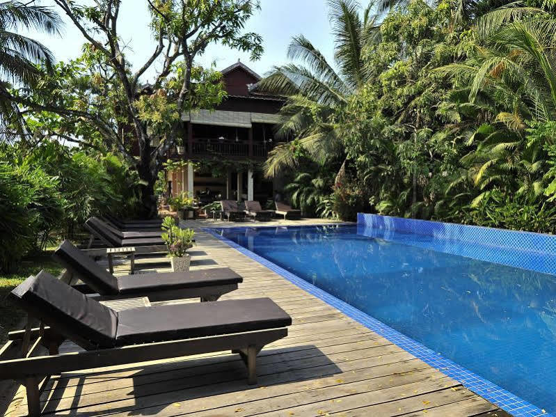 Sambor Village Hotel Kampong Thom Exterior photo